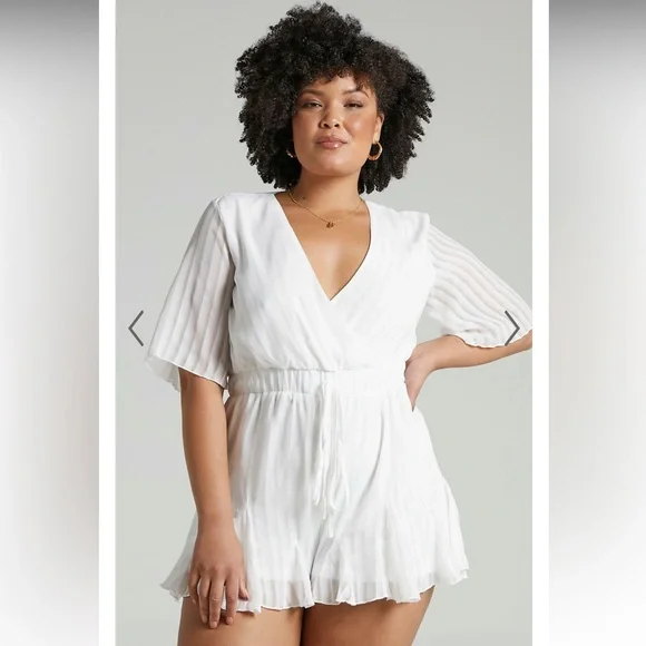 PLAY ON MY HEART PLAYSUIT IN WHITE - Picture 4 of 7